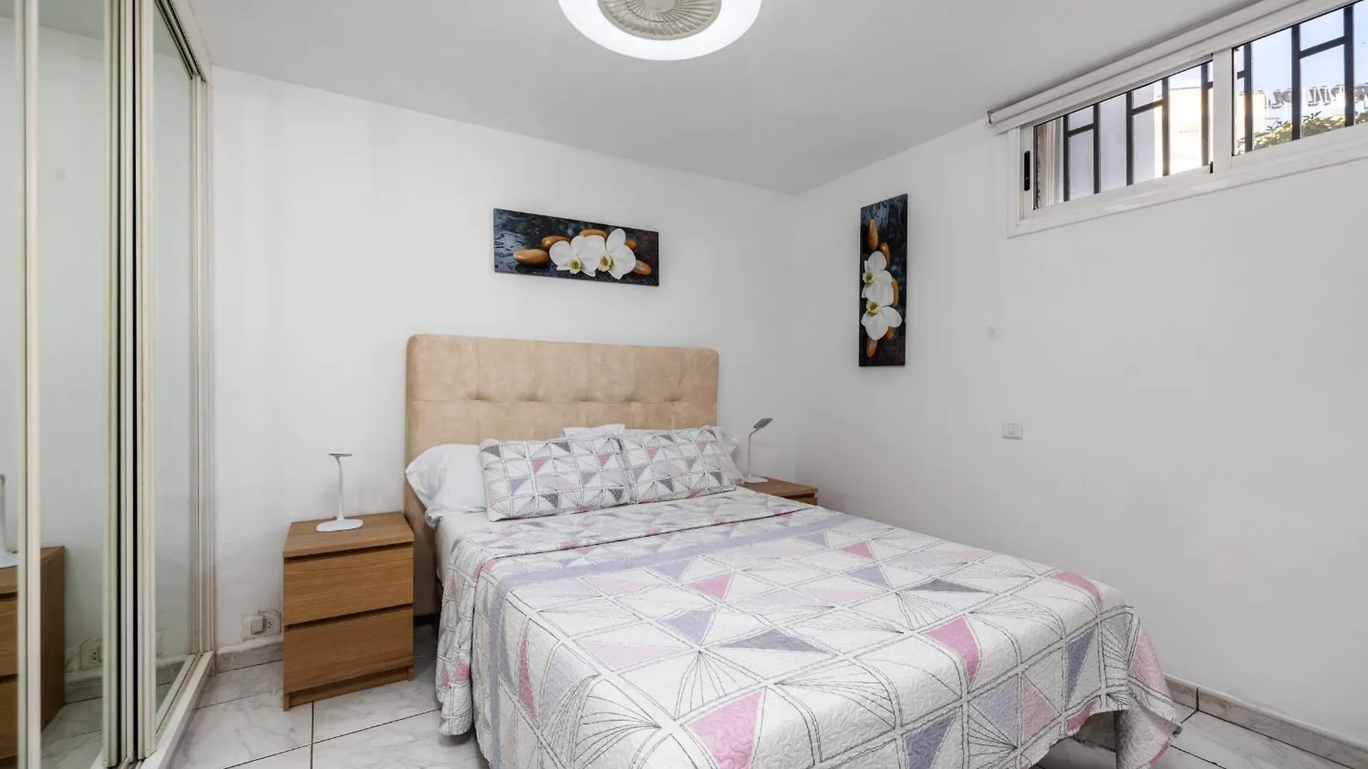 Sunsuite Casa Bonita, 4 San Bartolome de Tirajana  0*, San Bartolome de Tirajana (Gran Canaria)